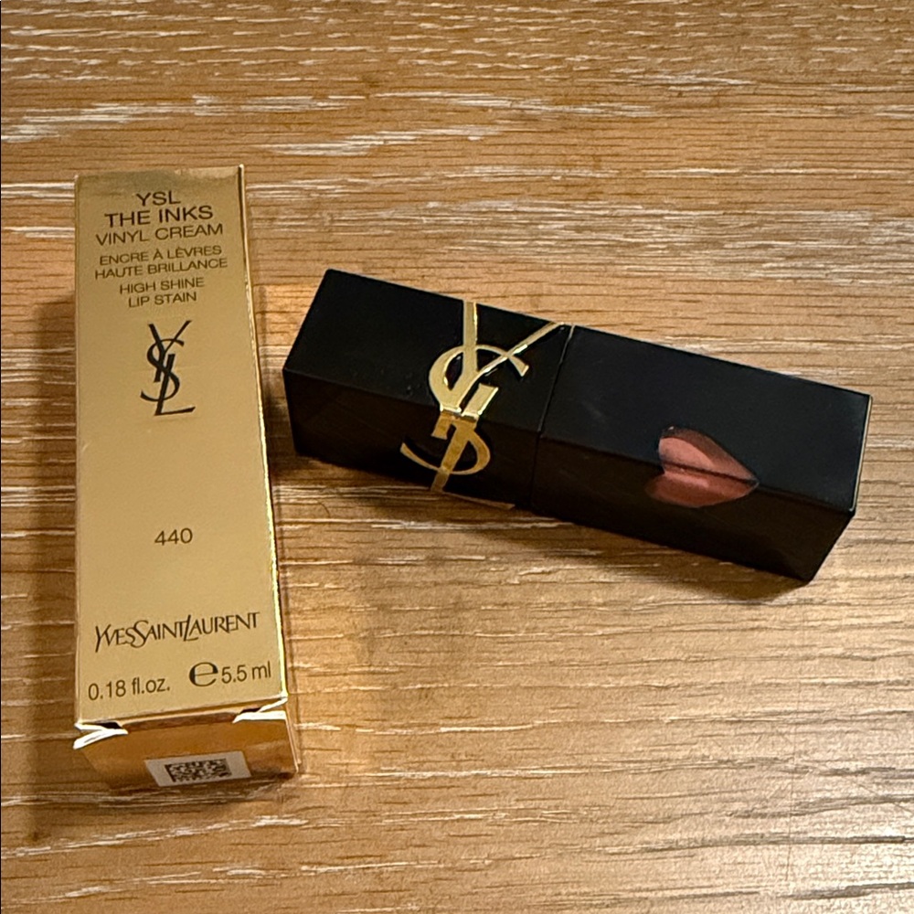 Yves Saint Laurent YSL The Inks Vinyl Cream Lip Stain in Blush Connection 440
